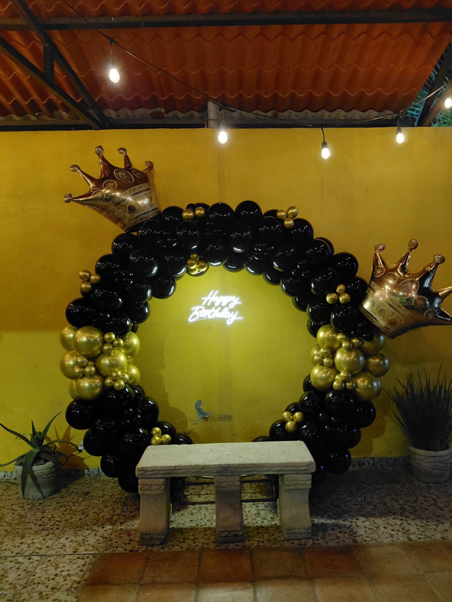 Aro Negro/Dorado Coronas
